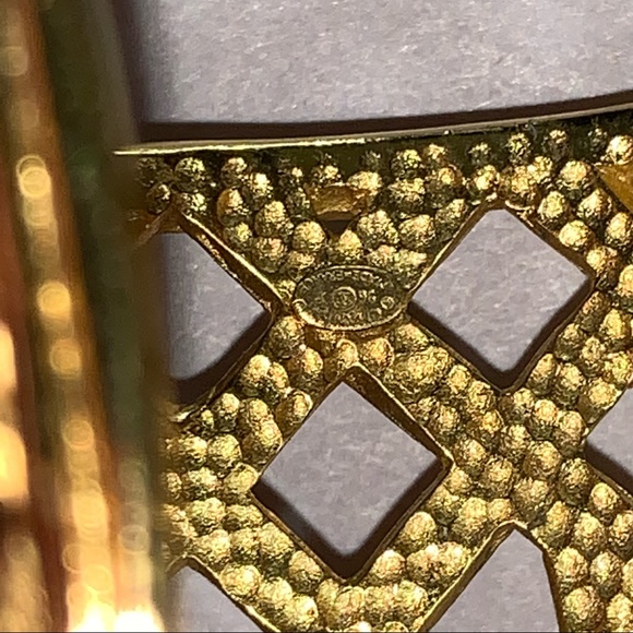 CHANEL P96 Gold Lattice Cuff Bracelet $1800 - Picture 8 of 14